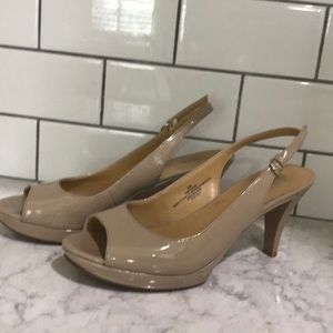 Nine West nude heels